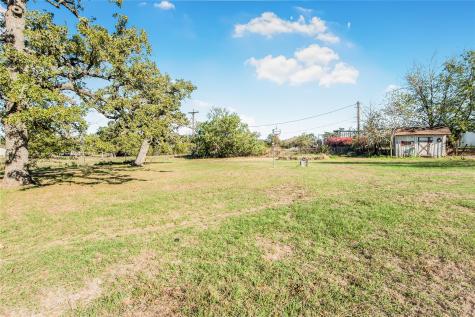 103 Leaning Oaks Street Somerville TX 77879