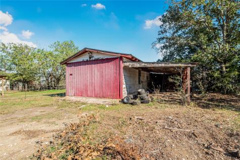 103 Leaning Oaks Street Somerville TX 77879