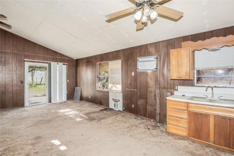 103 Leaning Oaks Street Somerville TX 77879