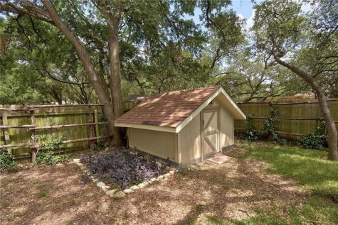 9001 Bubbling Springs Trail Austin TX 78729