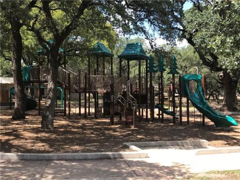9001 Bubbling Springs Trail Austin TX 78729