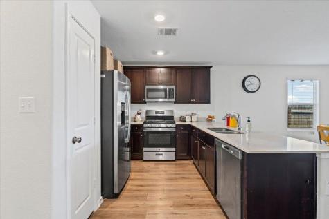 13617 Knights Branch Drive Elgin TX 78621