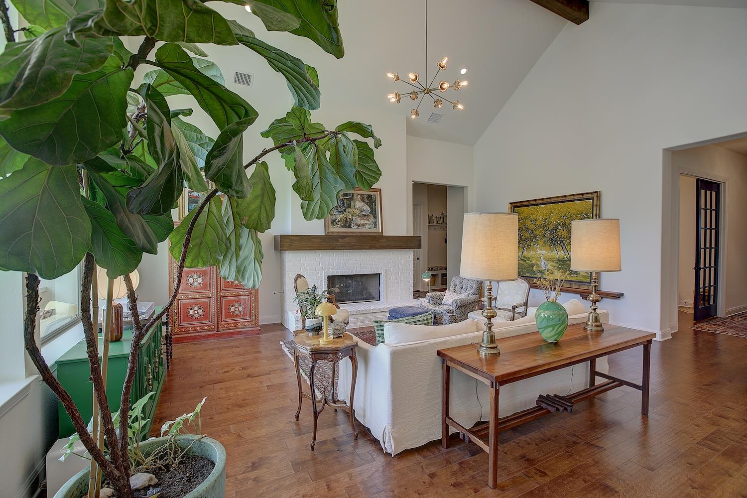 129 Hollytree Court Georgetown TX 78628