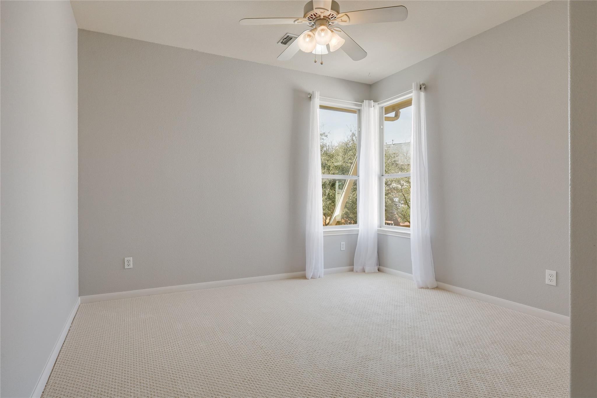 7621 Menler Drive Austin TX 78735