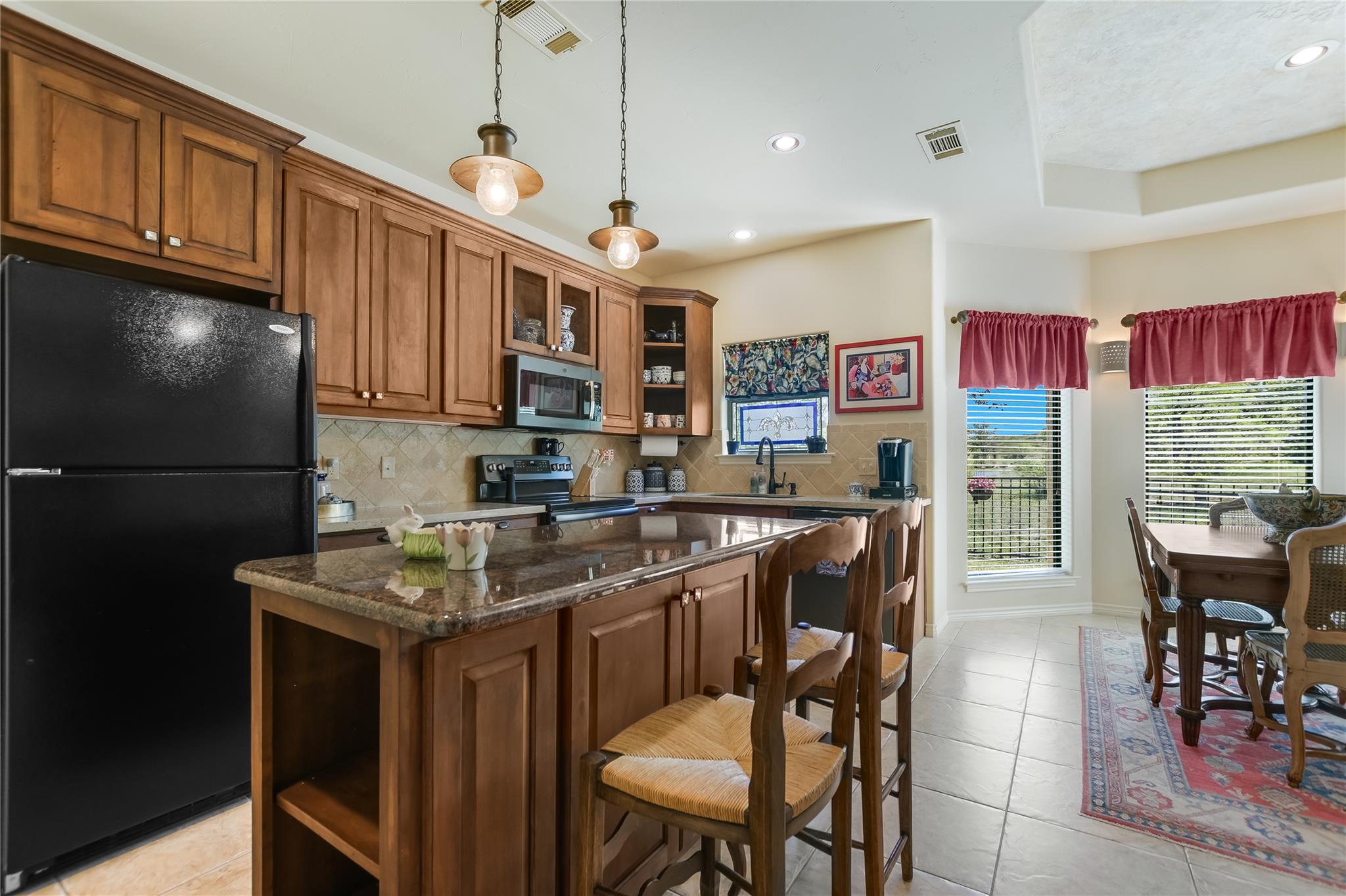 101 Western Spur Horseshoe Bay TX 78657