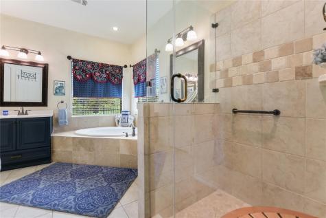 101 Western Spur Horseshoe Bay TX 78657