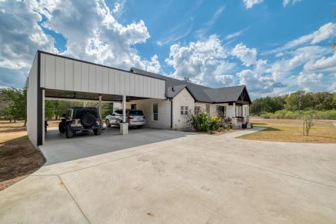 1901 E State Highway 21 Paige TX 78659