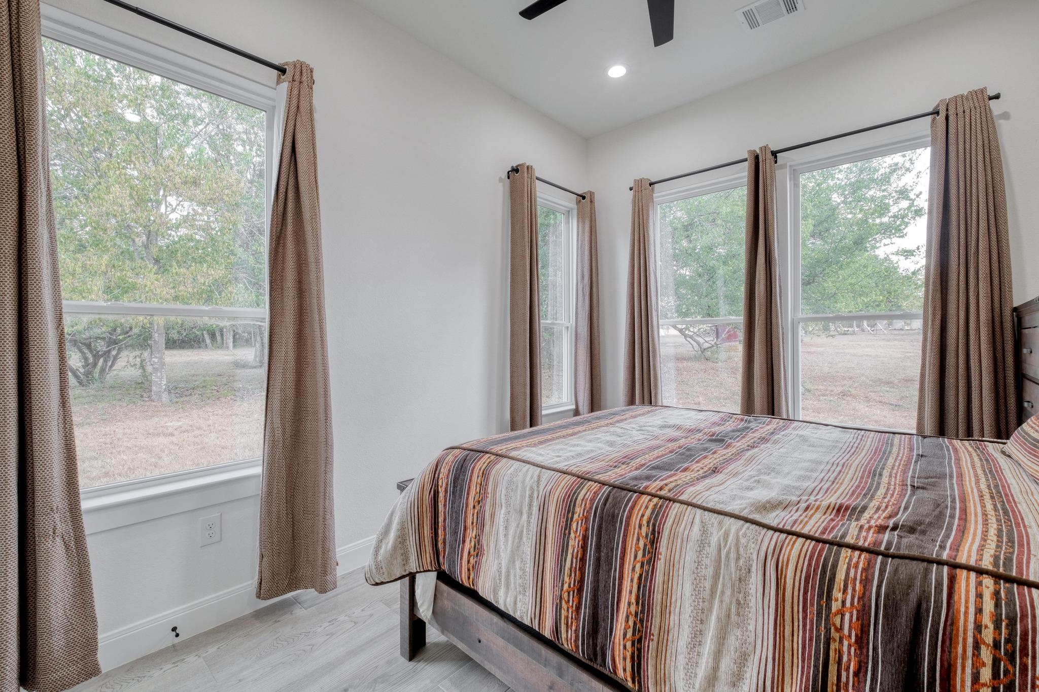 1901 E State Highway 21 Paige TX 78659