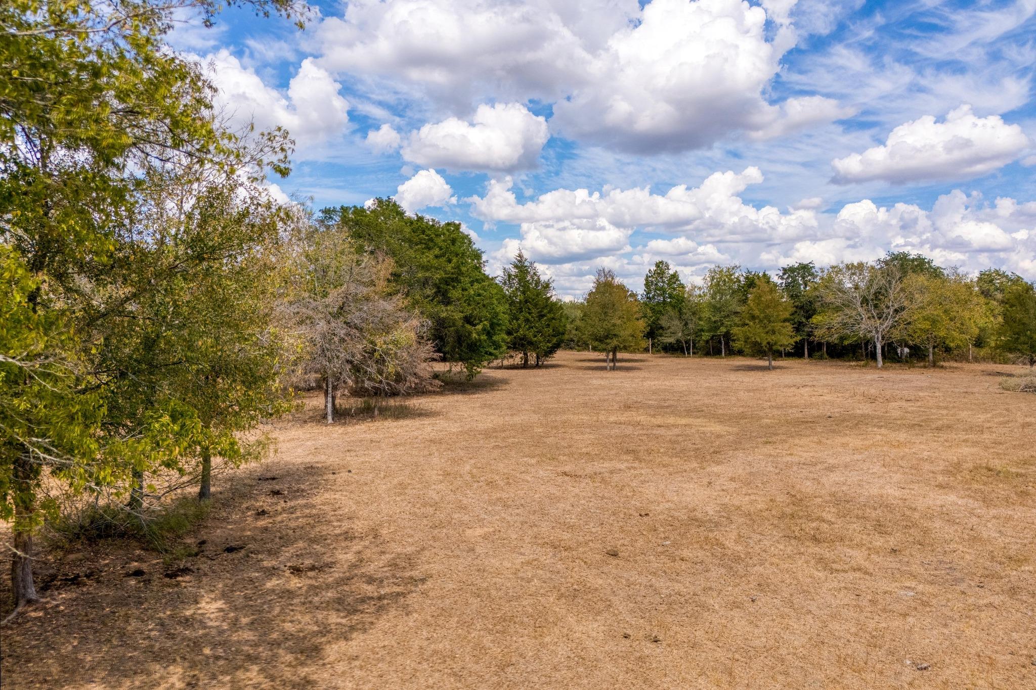 1901 E State Highway 21 Paige TX 78659