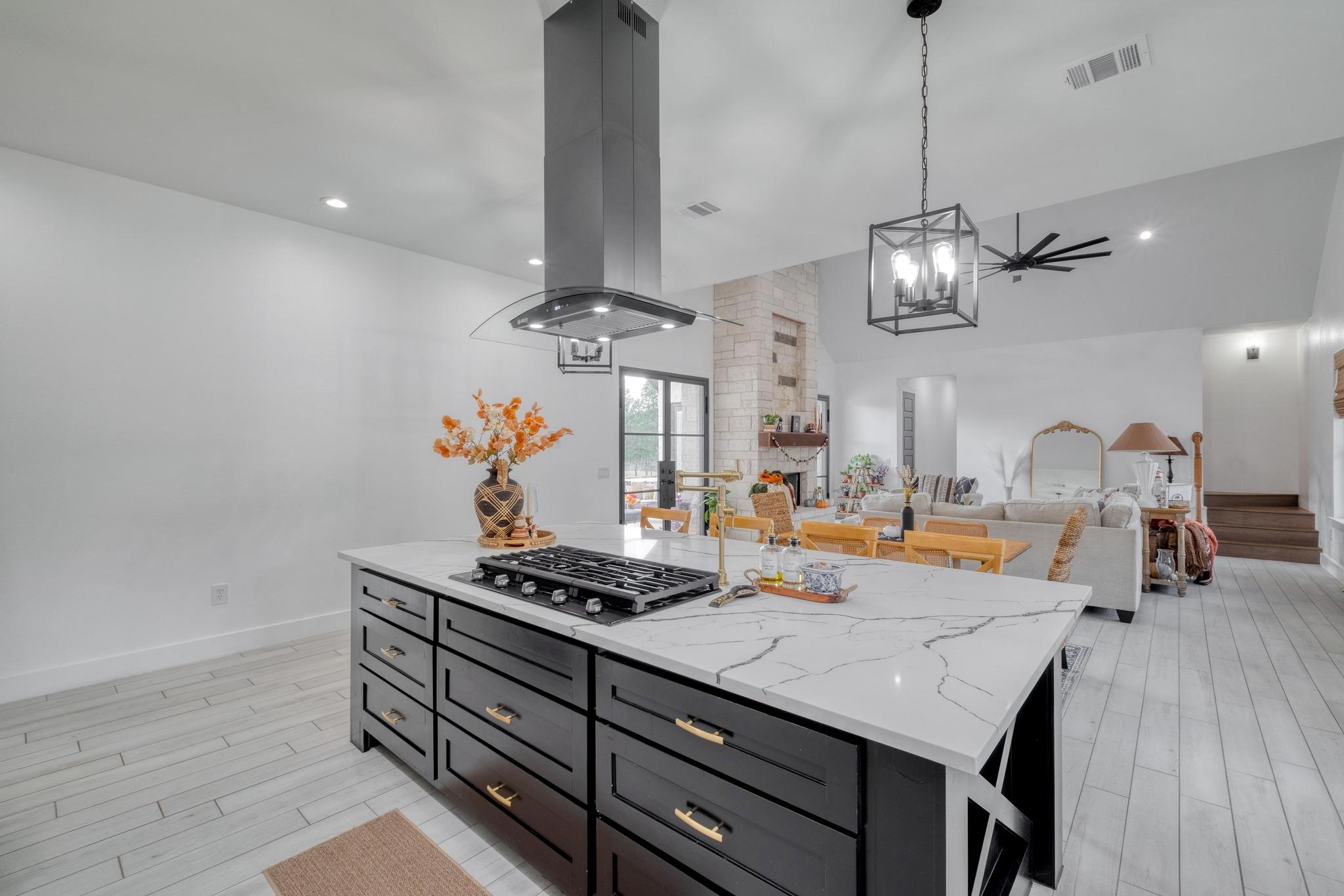 1901 E State Highway 21 Paige TX 78659