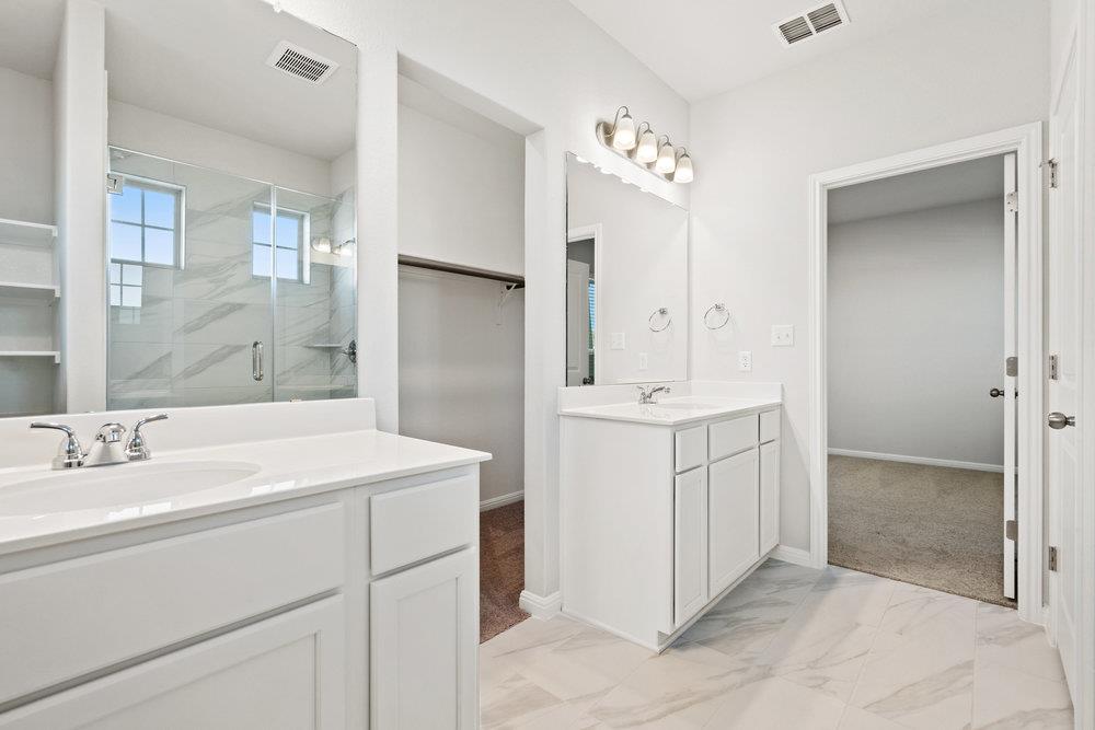 749 Treadwell Lane Kyle TX 78640