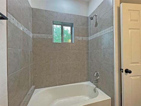 829 Pine Lane Cottonwood Shores TX 78657