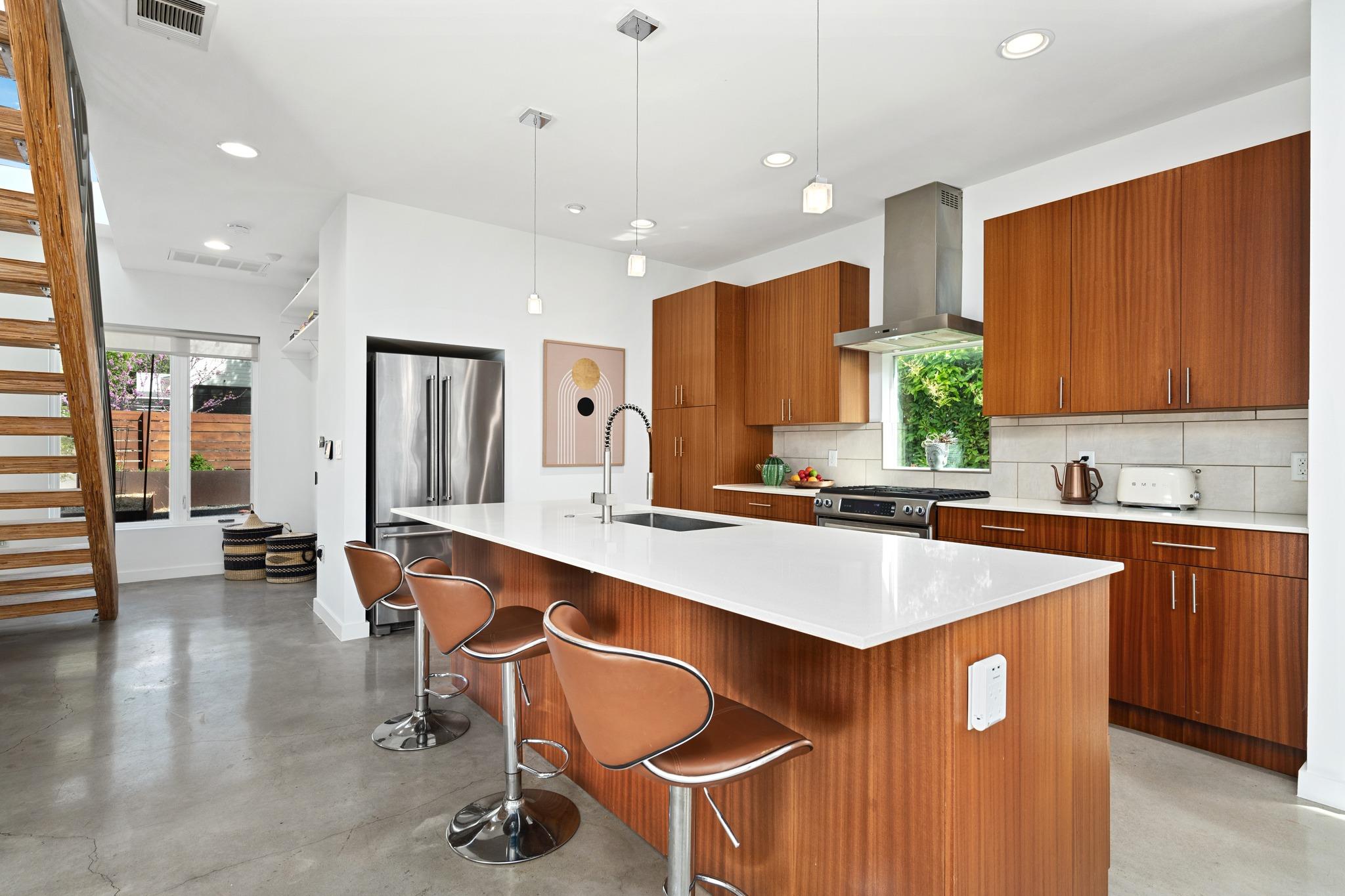 1903 E 17th Street Austin TX 78702
