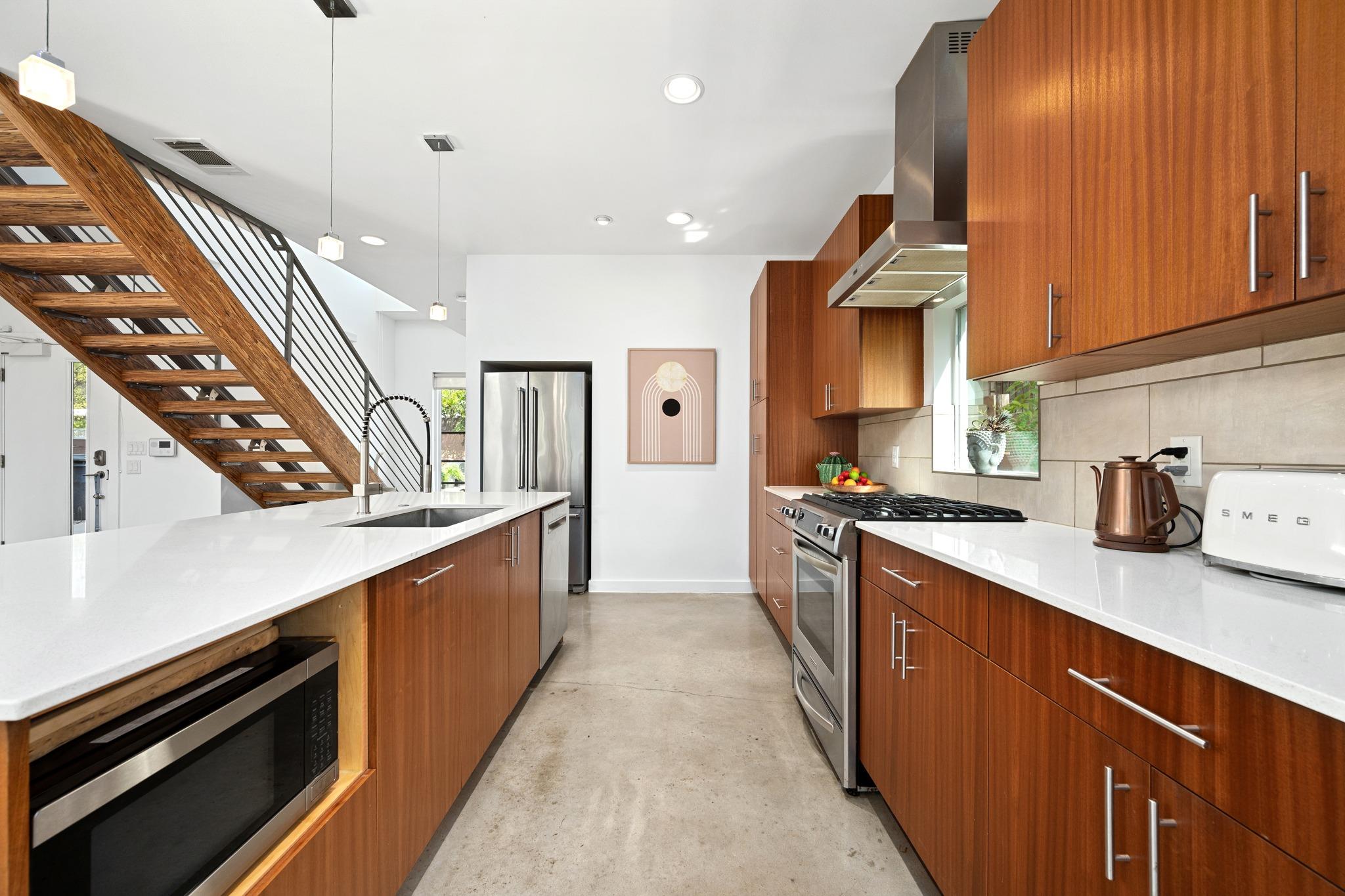 1903 E 17th Street Austin TX 78702