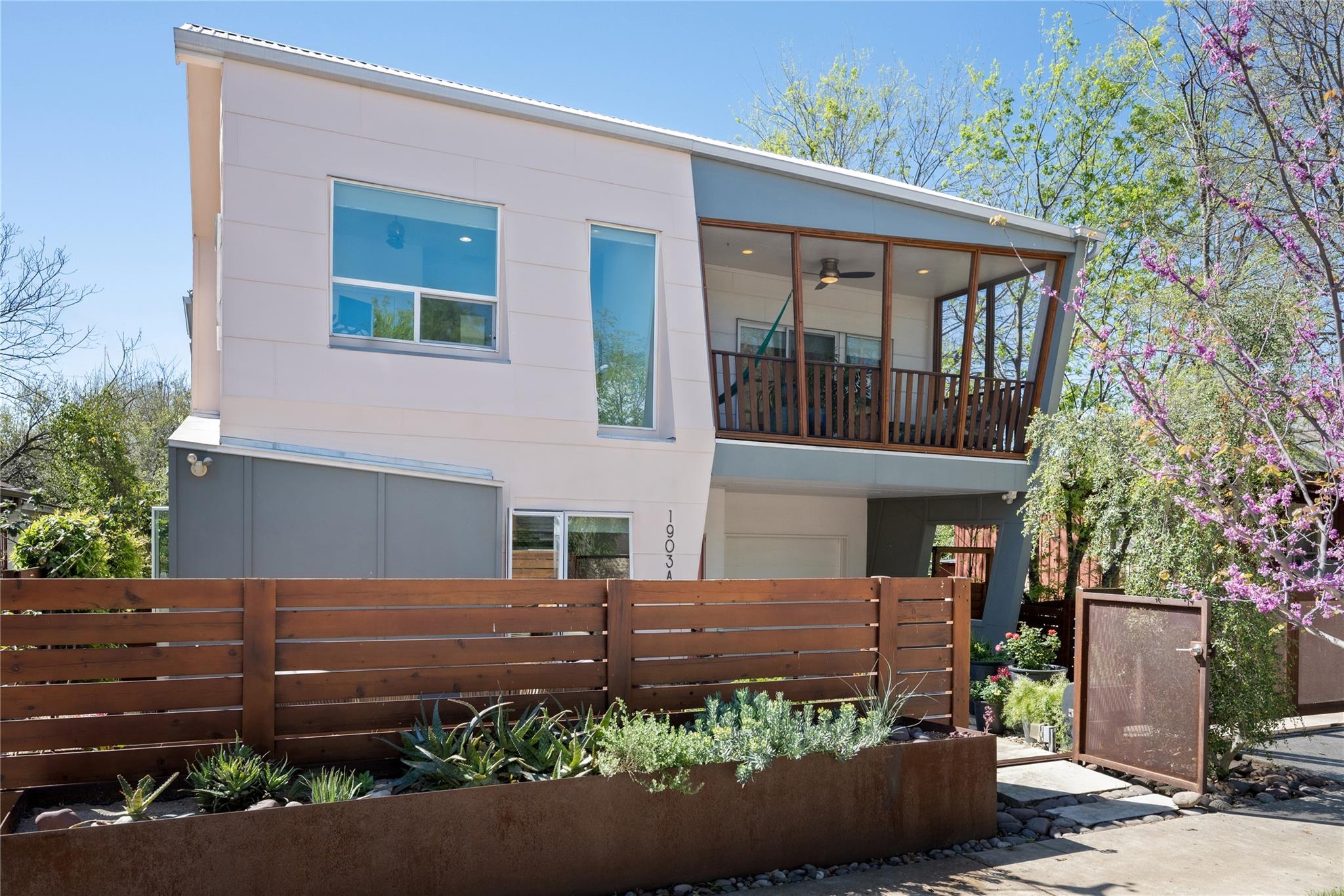 1903 E 17th Street Austin TX 78702