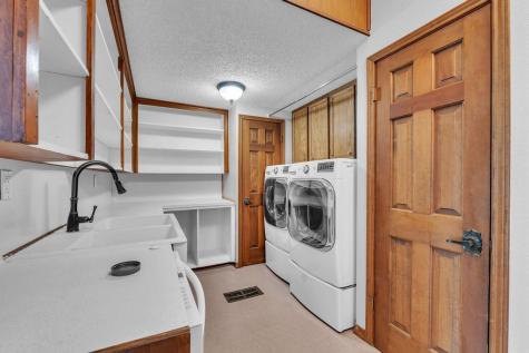 300 Mills Street Smithville TX 78957