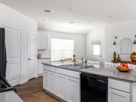340 Sonterra Drive San Marcos TX 78666