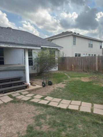 206 Rinehardt Street Hutto TX 78634