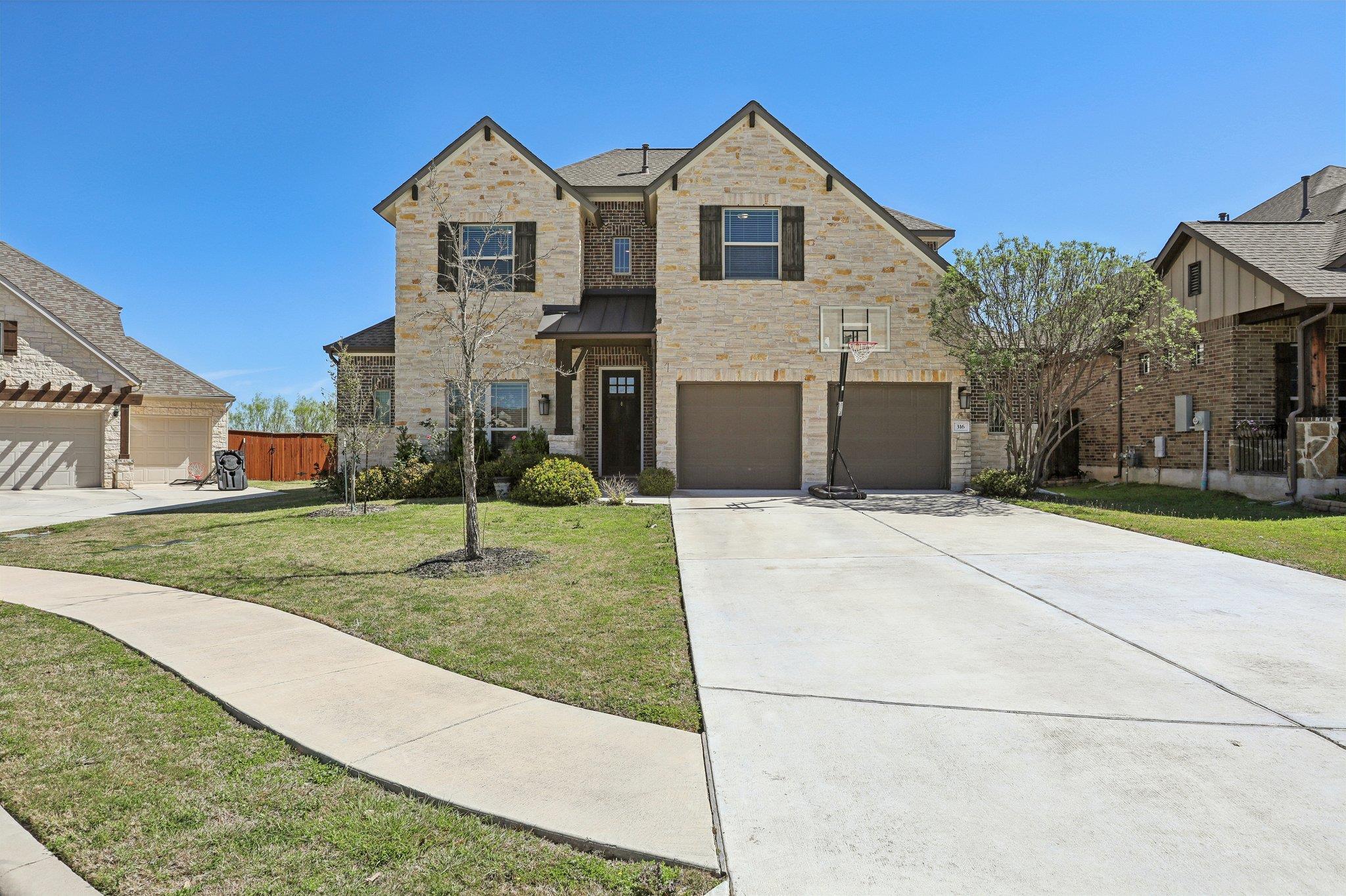 316 Leon Loop Liberty Hill TX 78642