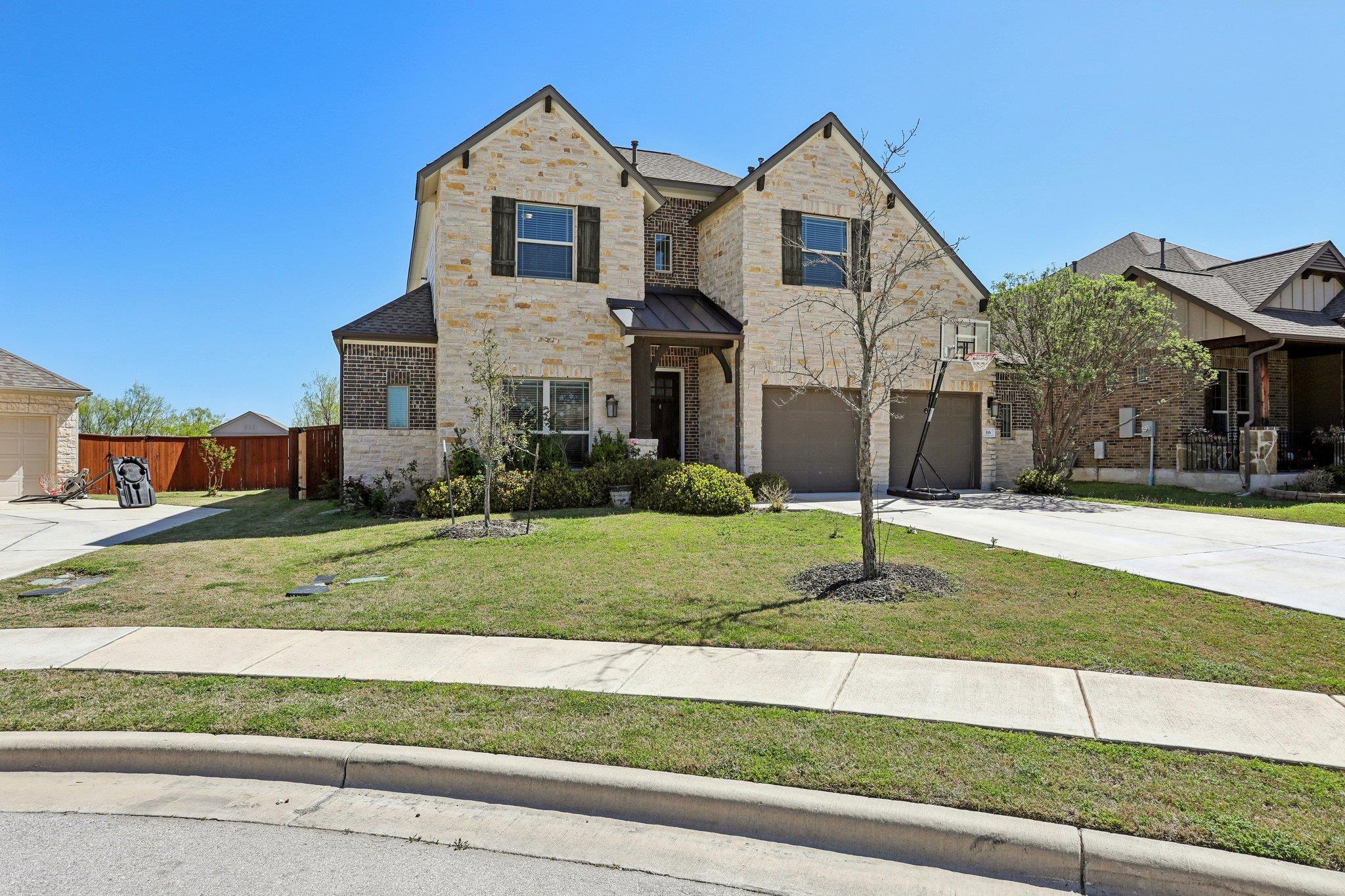 316 Leon Loop Liberty Hill TX 78642