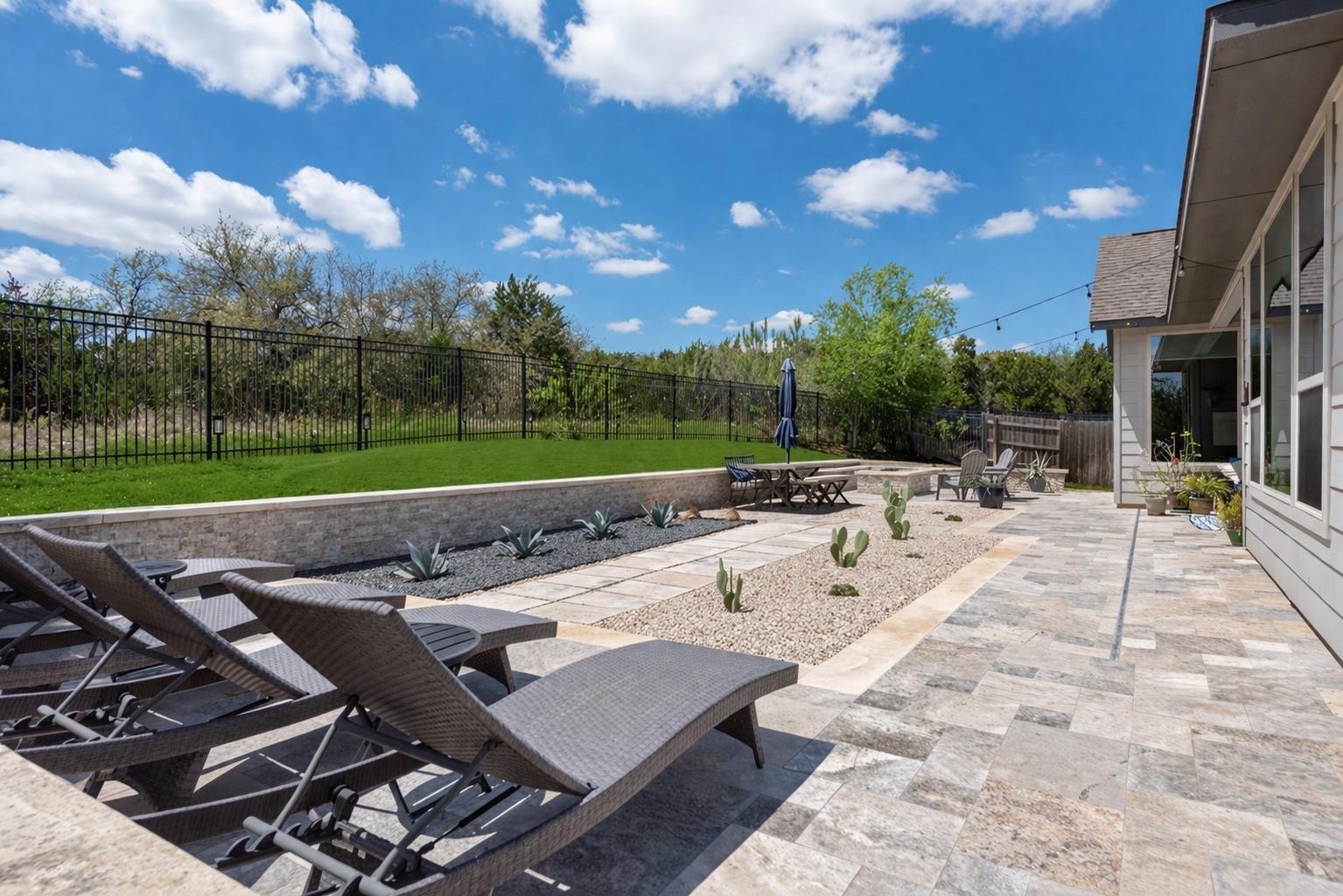 654 Dayridge Drive Dripping Springs TX 78620