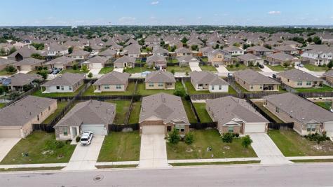 21400 Bird Wing Drive Pflugerville TX 78660
