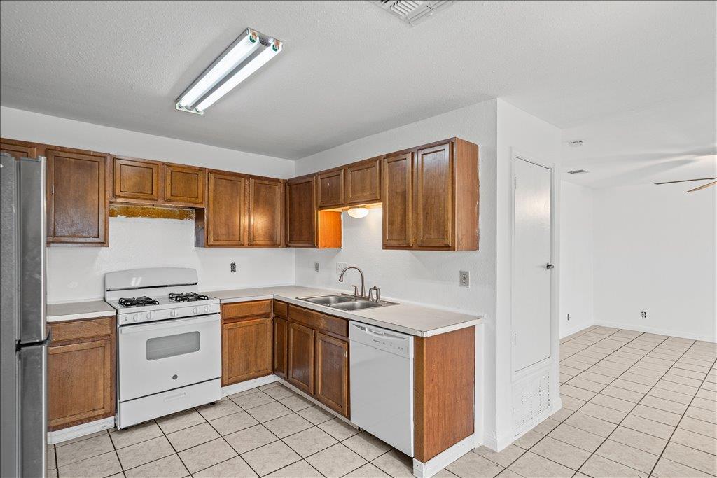 904 Montopolis Drive Austin TX 78741