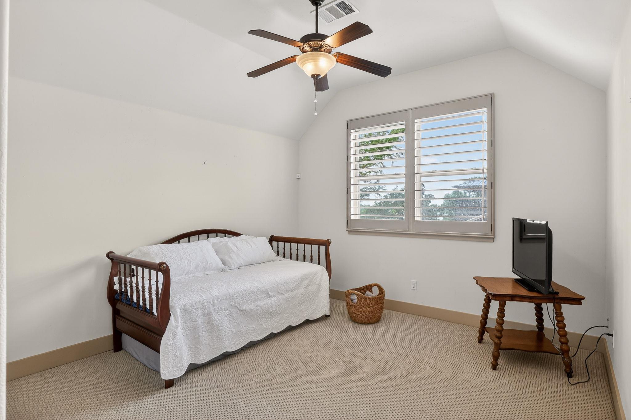 1002 Scenic Loop Kingsland TX 78639