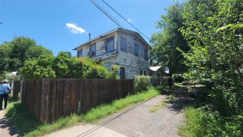 85 Navasota Street Austin TX 78702