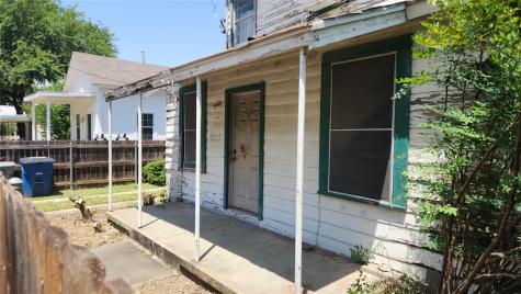 85 Navasota Street Austin TX 78702