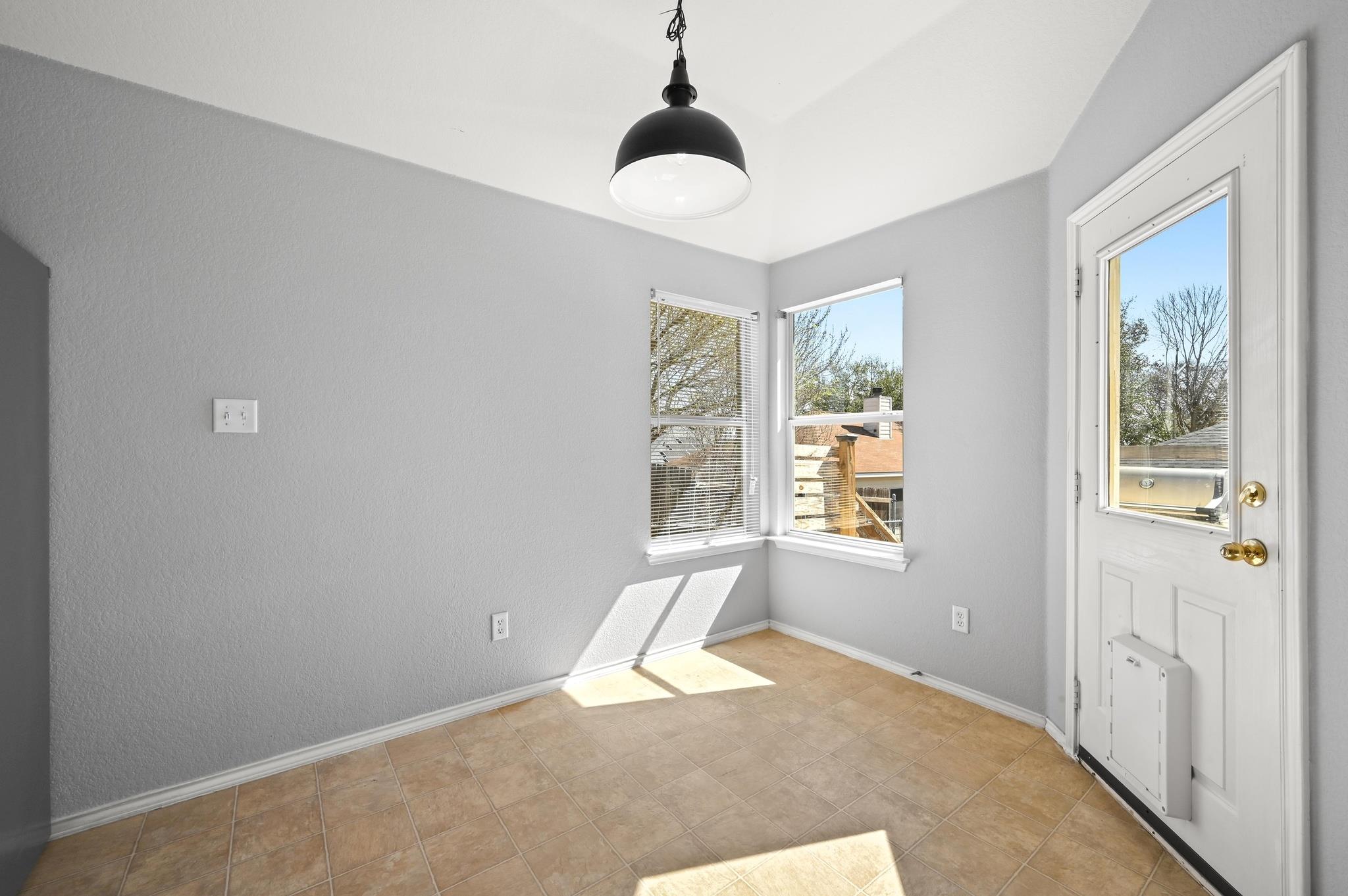 740 Clearview Circle San Marcos TX 78666