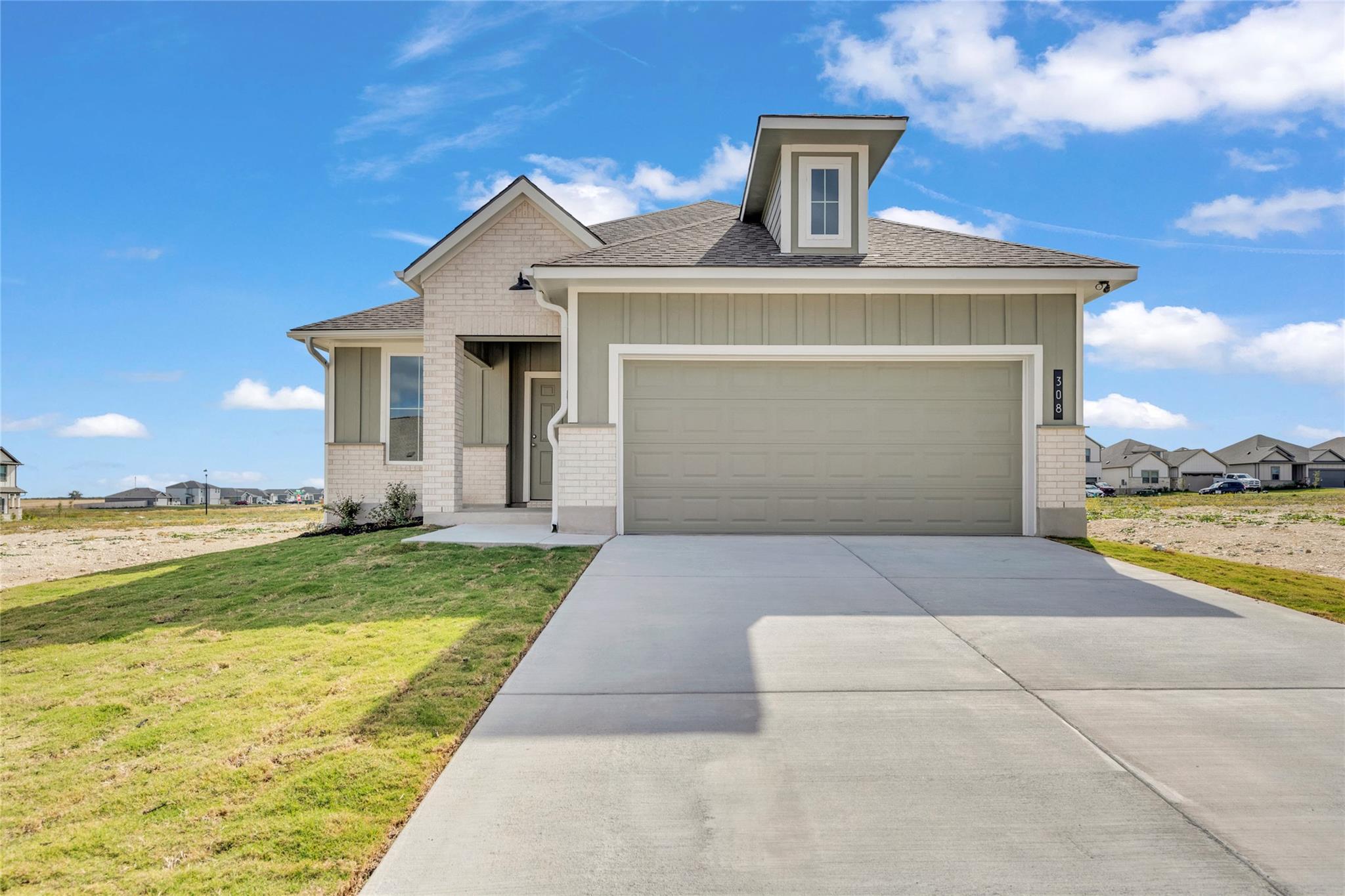 308 Boatright Boulevard Jarrell TX 76537