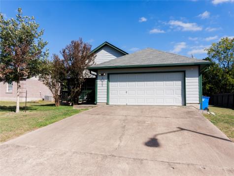 800 Debra Drive Taylor TX 76574