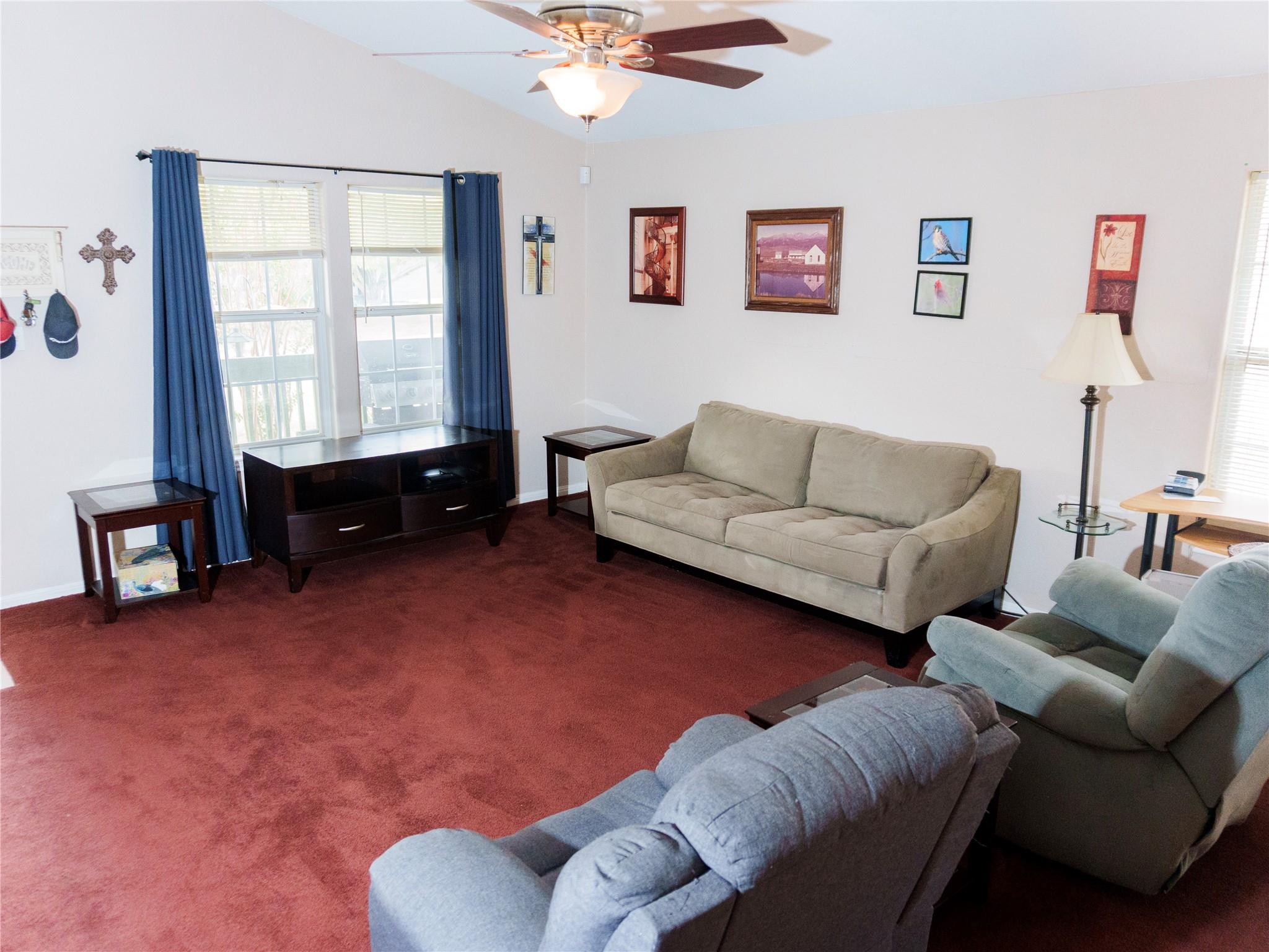 800 Debra Drive Taylor TX 76574