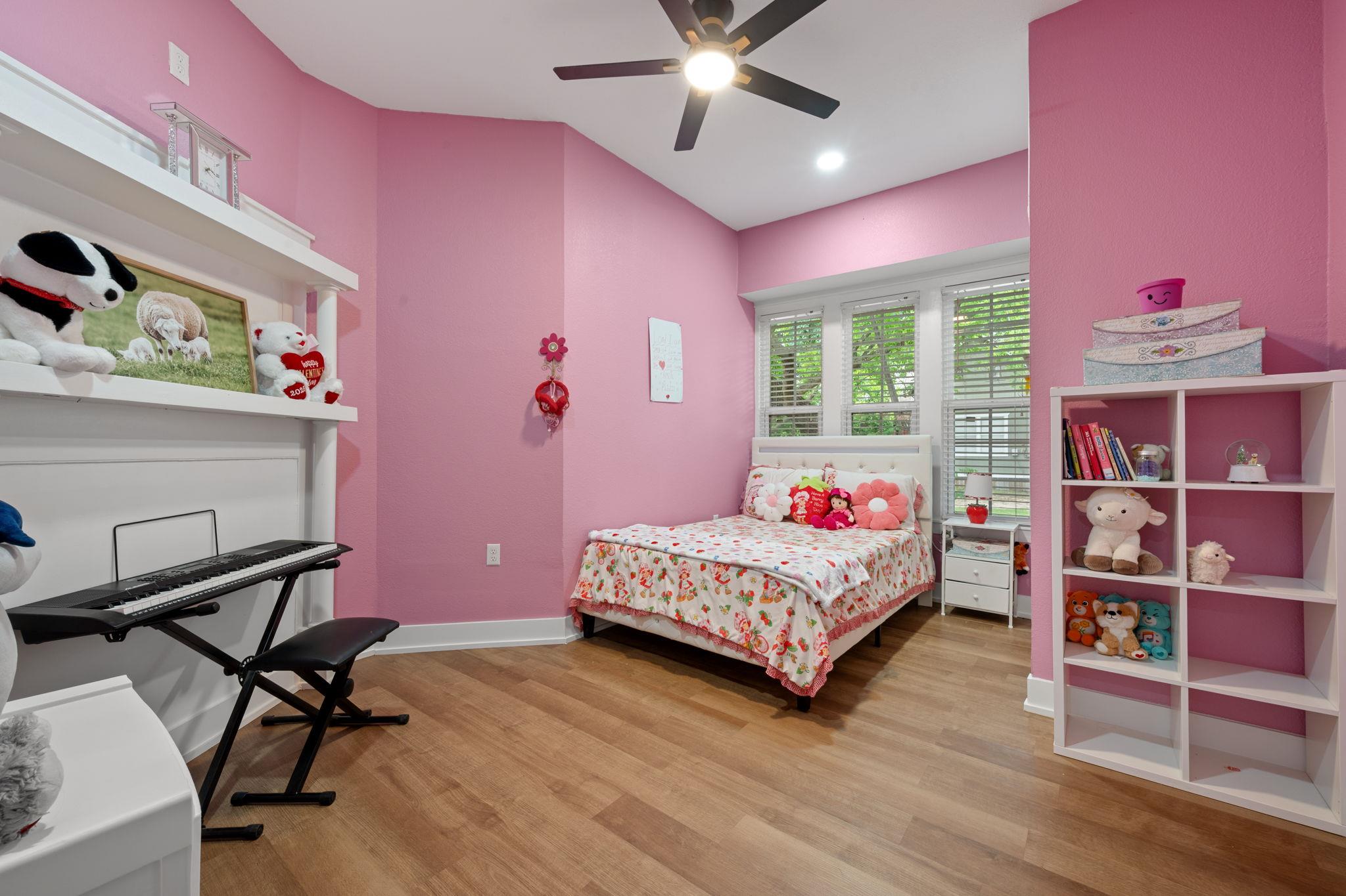 602 E 6th Street Cameron TX 76520