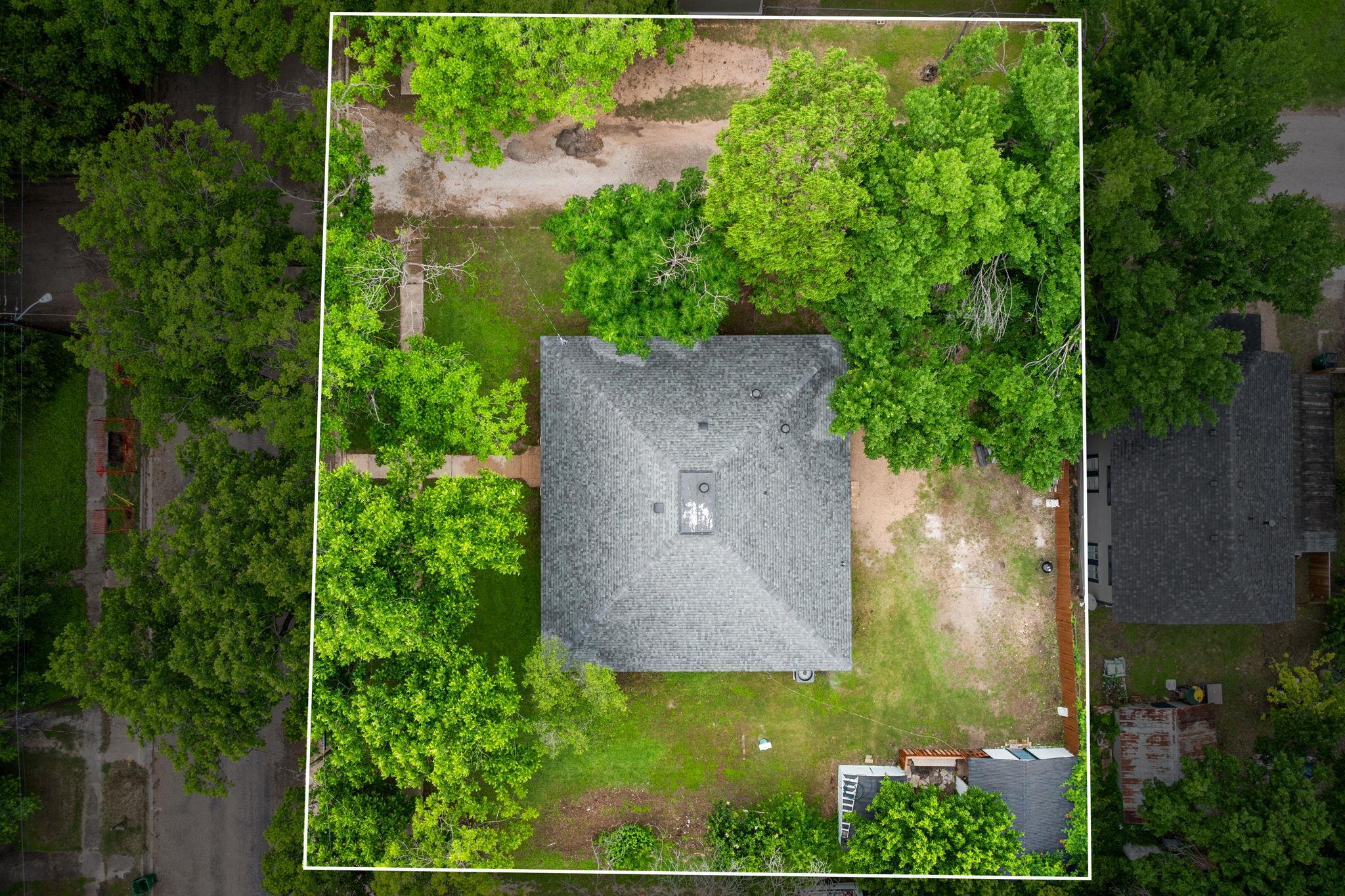 602 E 6th Street Cameron TX 76520
