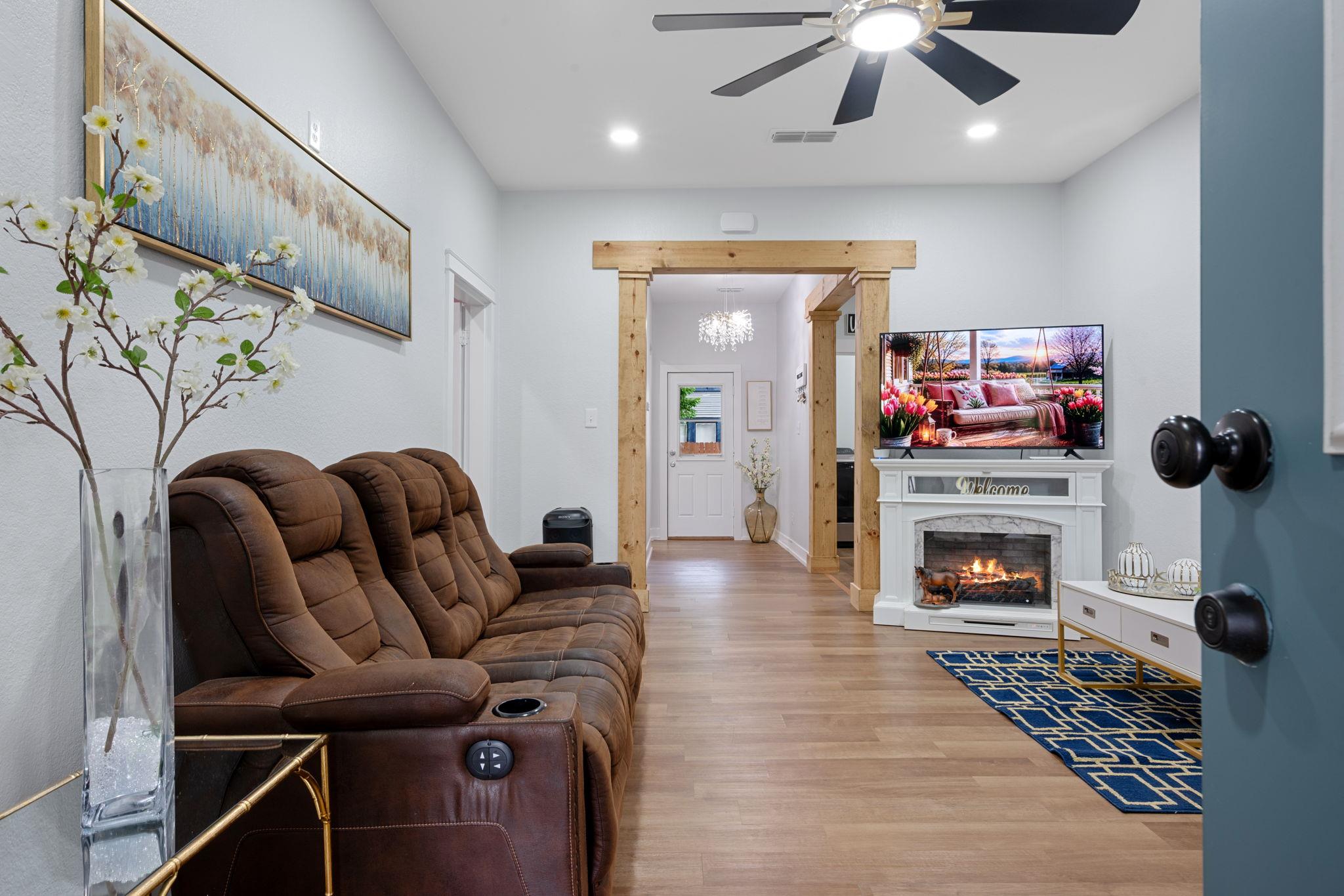 602 E 6th Street Cameron TX 76520