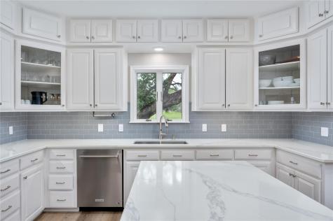 330 Live Oak Hills Court San Marcos TX 78666