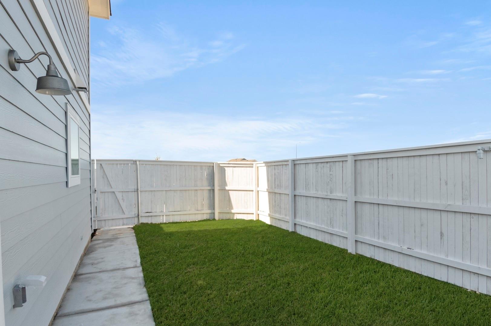 123 Daylily Drive Elgin TX 78621