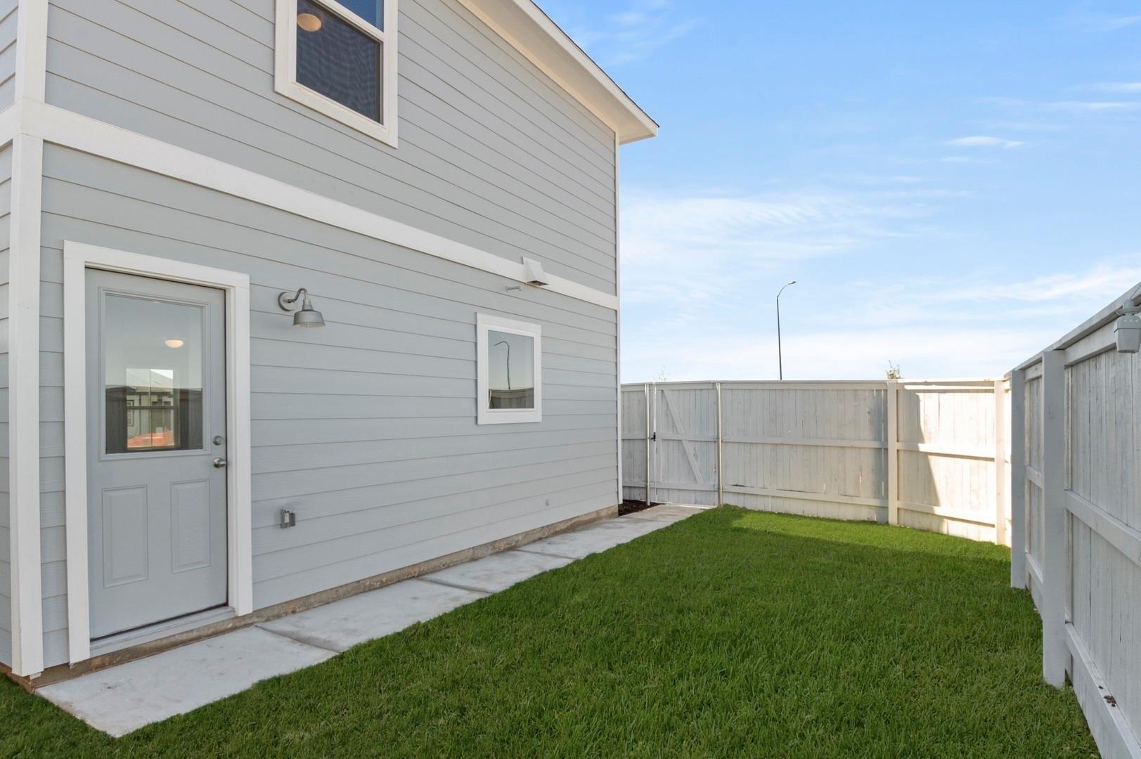 123 Daylily Drive Elgin TX 78621