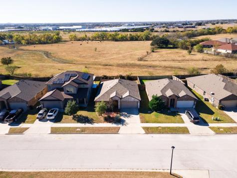 1502 Shims Boulevard Killeen TX 76543