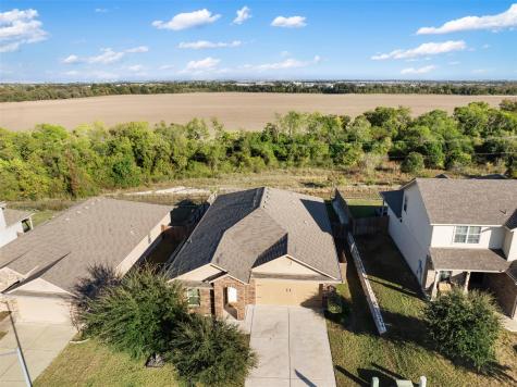 117 Liard River Road Hutto TX 78634
