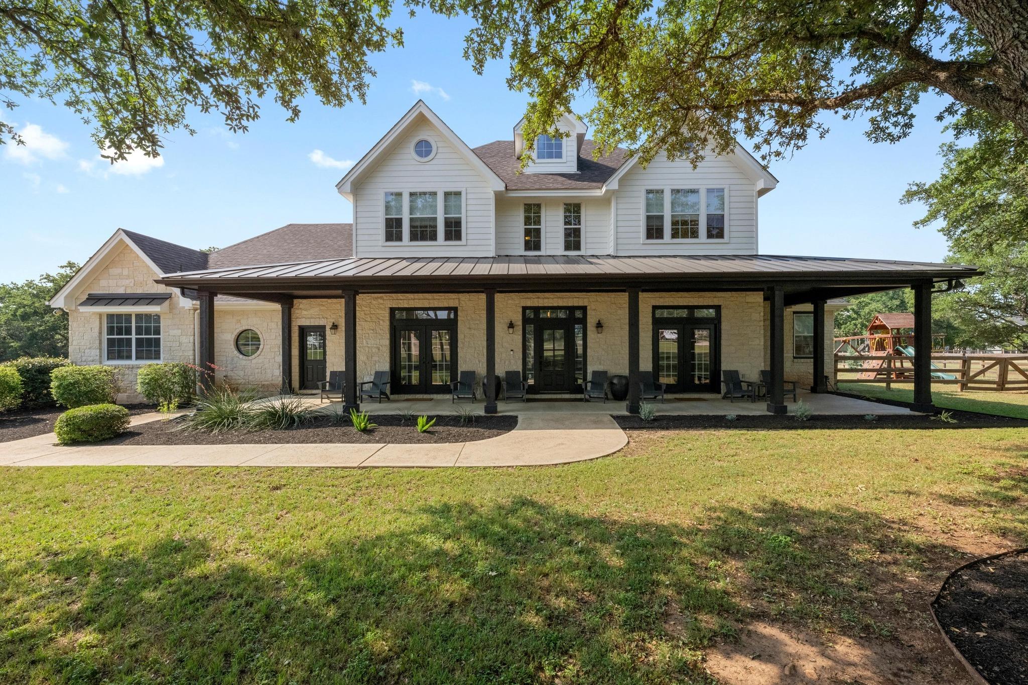 140 Vincas Shadow Court Driftwood TX 78619