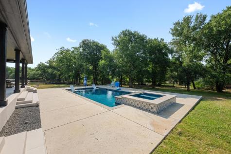 140 Vincas Shadow Court Driftwood TX 78619
