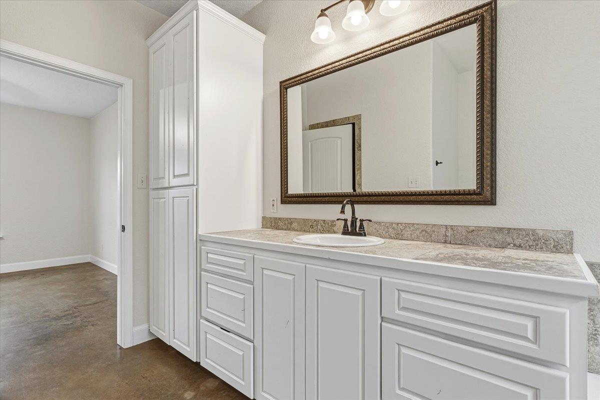 207 Cardinal Loop Paige TX 78659