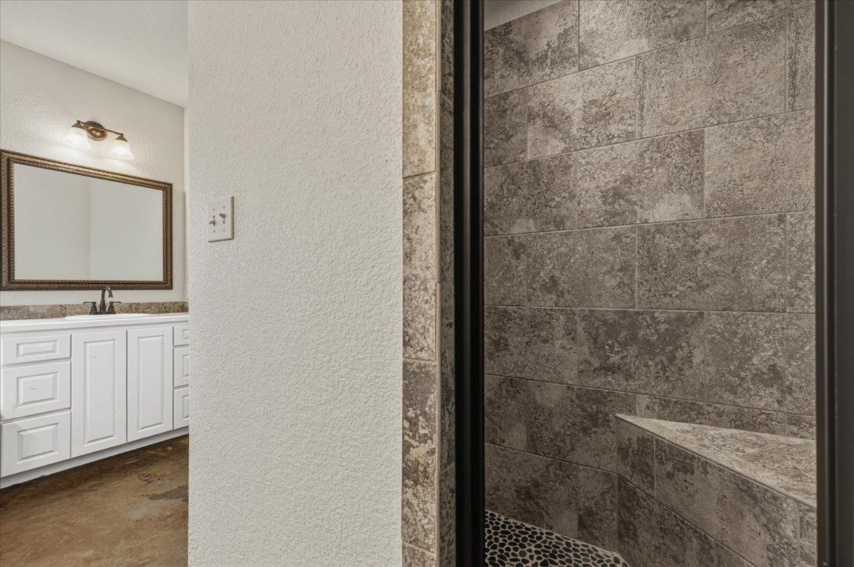 207 Cardinal Loop Paige TX 78659