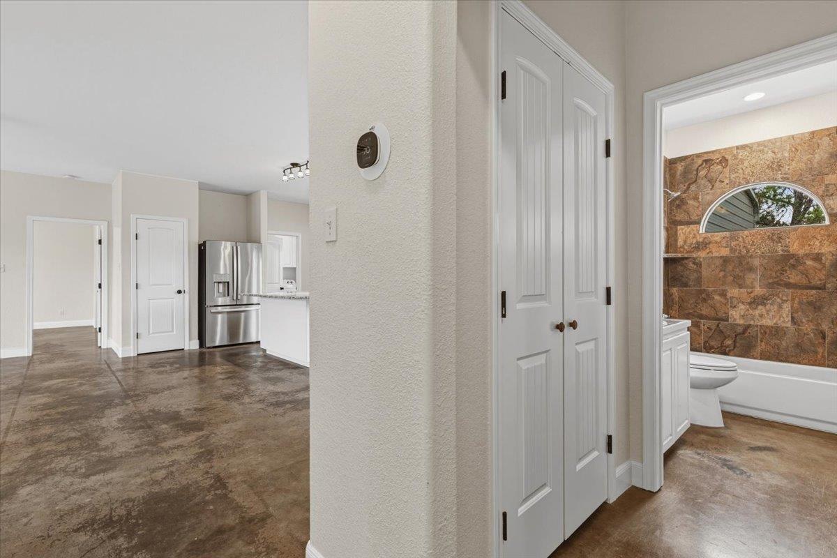 207 Cardinal Loop Paige TX 78659