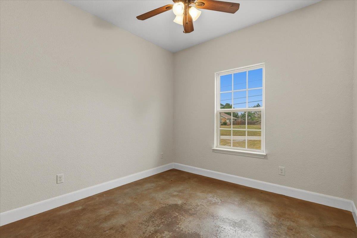207 Cardinal Loop Paige TX 78659