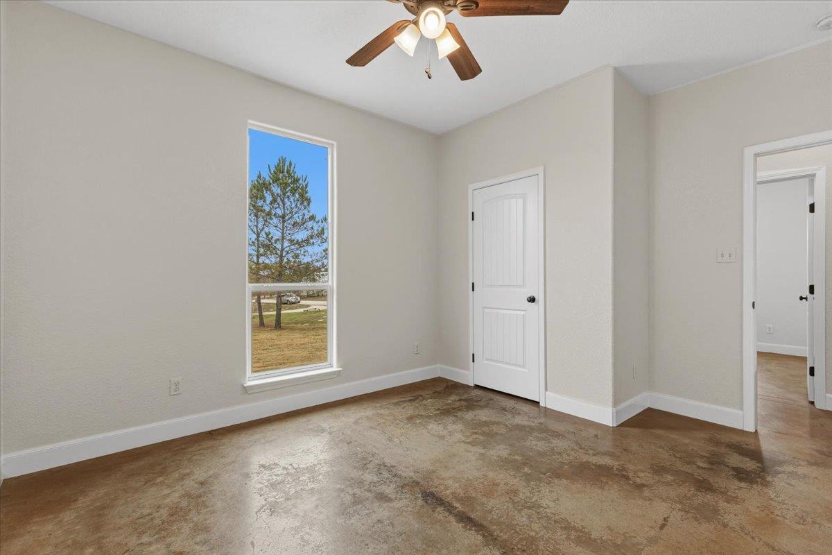 207 Cardinal Loop Paige TX 78659
