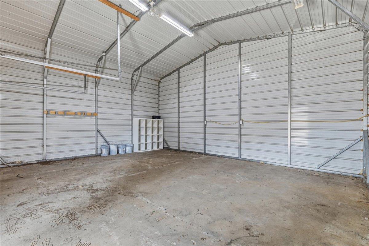 207 Cardinal Loop Paige TX 78659